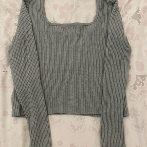 Soft Long Sleeved Sweater - Picture 3 of 6